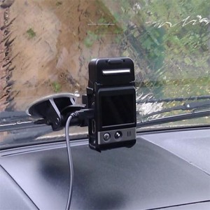 F500L Standar Mount attached to bottom of windshield