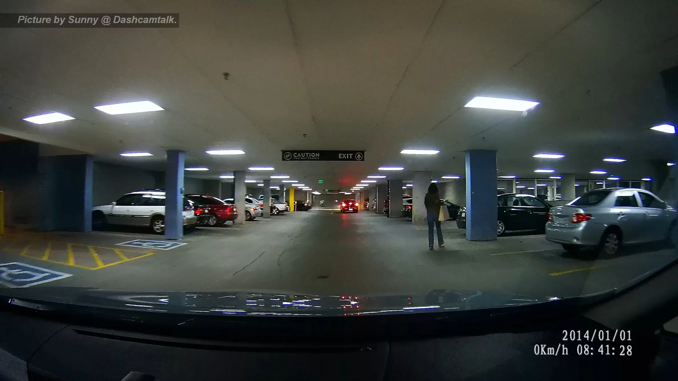 083937AA.MP4_20151028_193641.093.webp