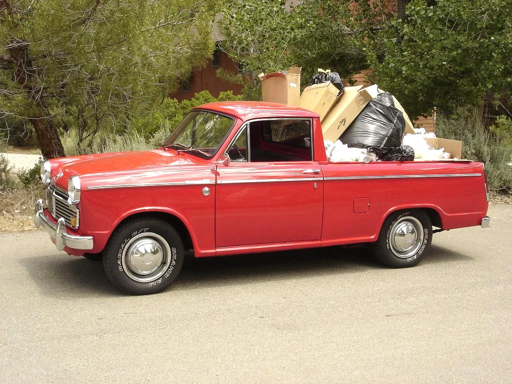 datsun garbage truck.webp
