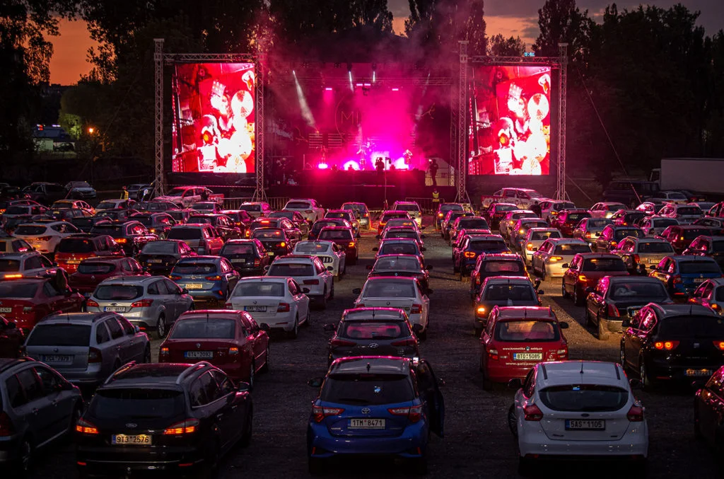 drive-in4.jpg