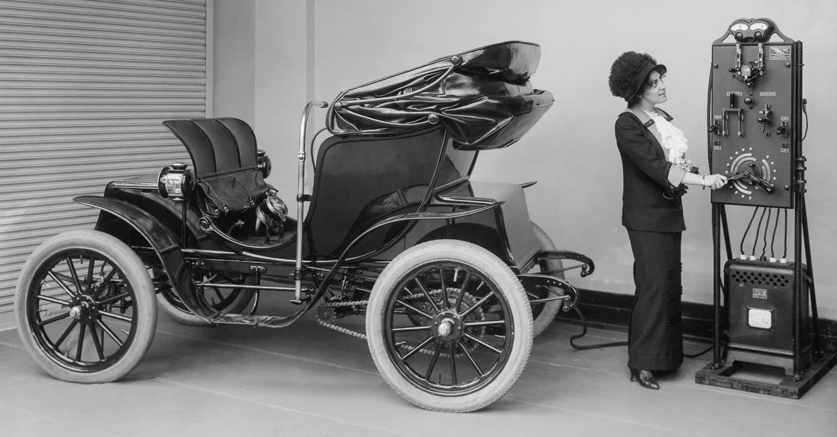 electric_car.webp