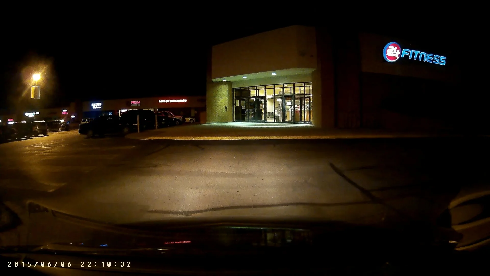 Frame 2015.06.06 22-10-31 (0-06-40.905).webp