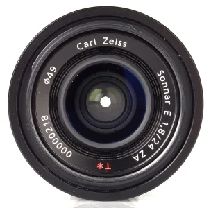 highres-carl-zeiss-sonnar-t-18-24-tstar-6_1366281509.webp