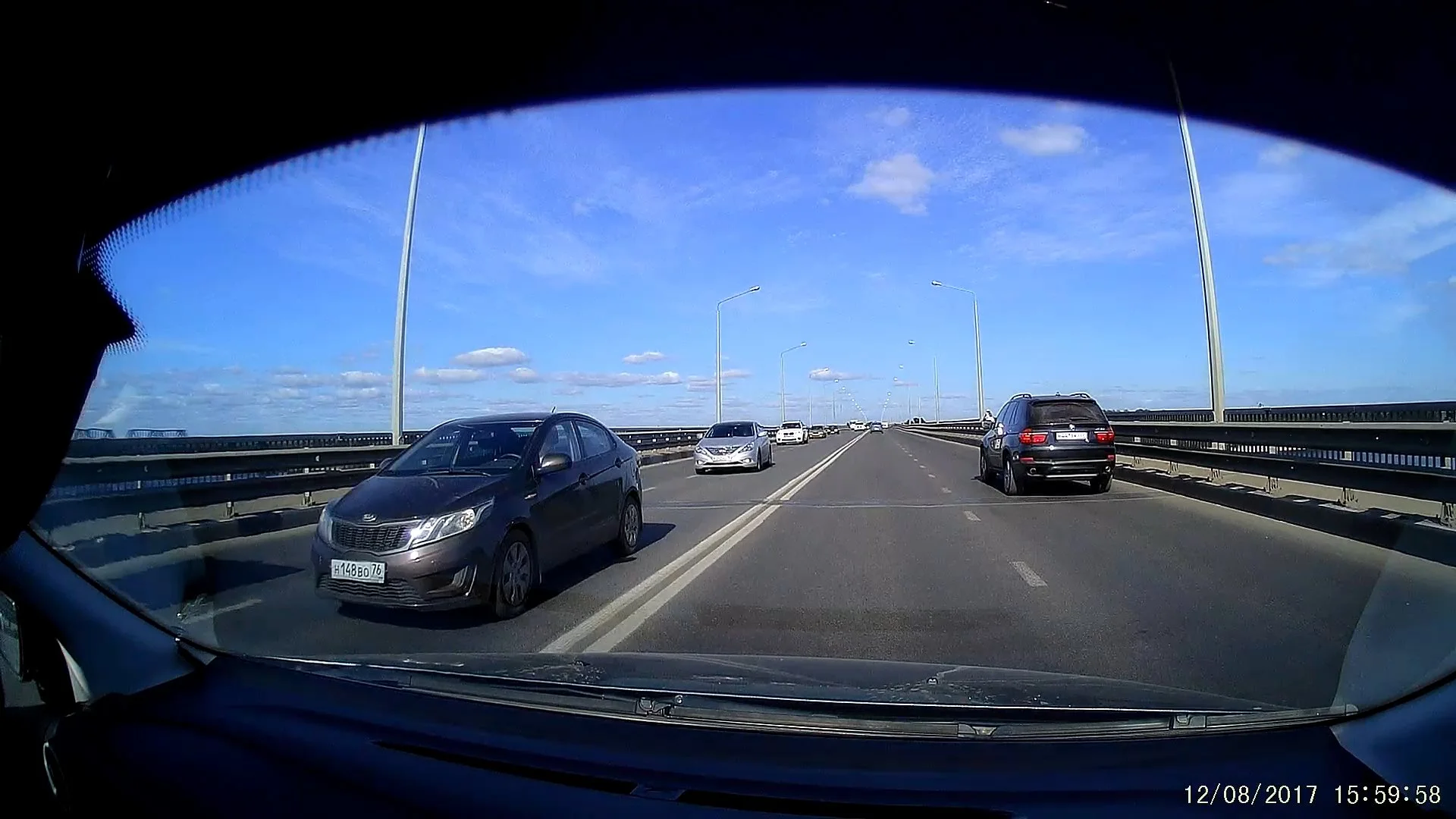 TDR-700  и Крис П , мост через Волгу.MP4_snapshot_00.07_[2017.09.13_19.02.37].webp