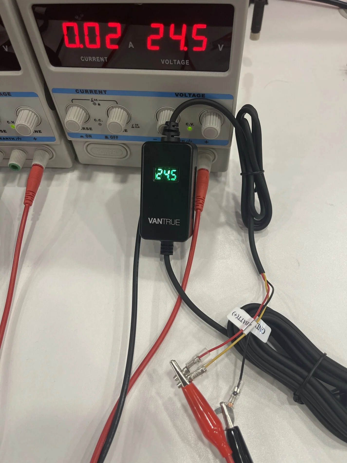 VANTRUE battery voltage dispay.webp