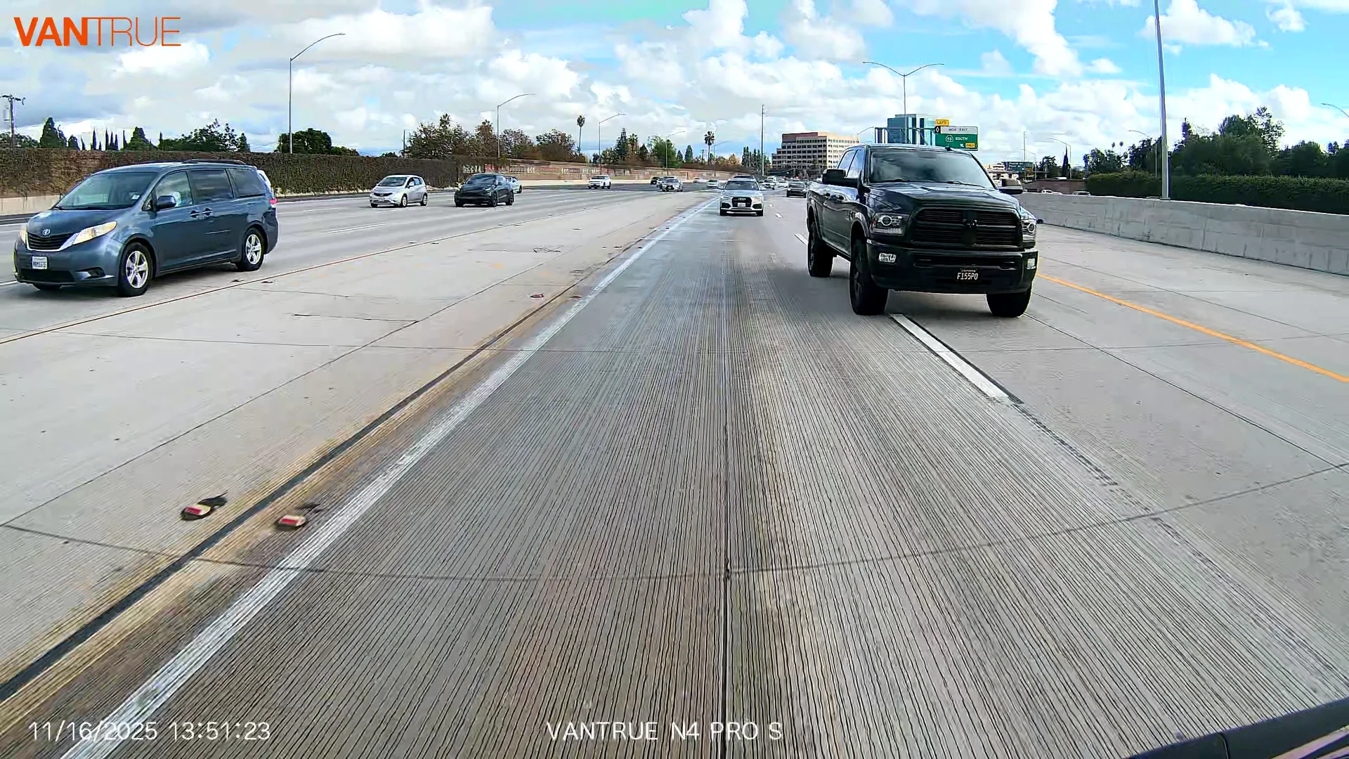 vlcsnap-2025-11-17-19h52m32s687.webp