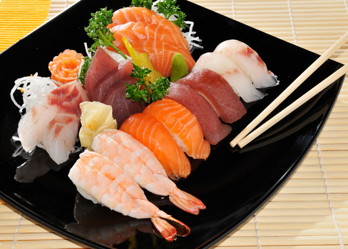 sushi-sashimi.jpg