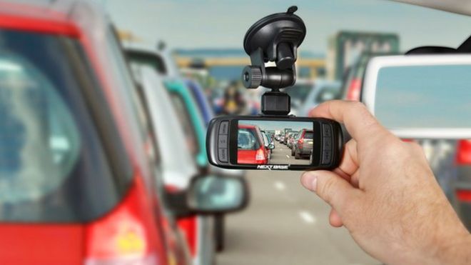 _82822593_dashcam.jpg